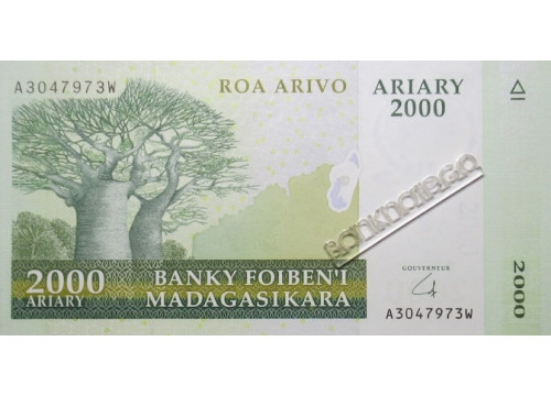 Банкнота Мадагаскар 2000 (две тысячи) ариари 2007-14 год. Pick 90b. UNC